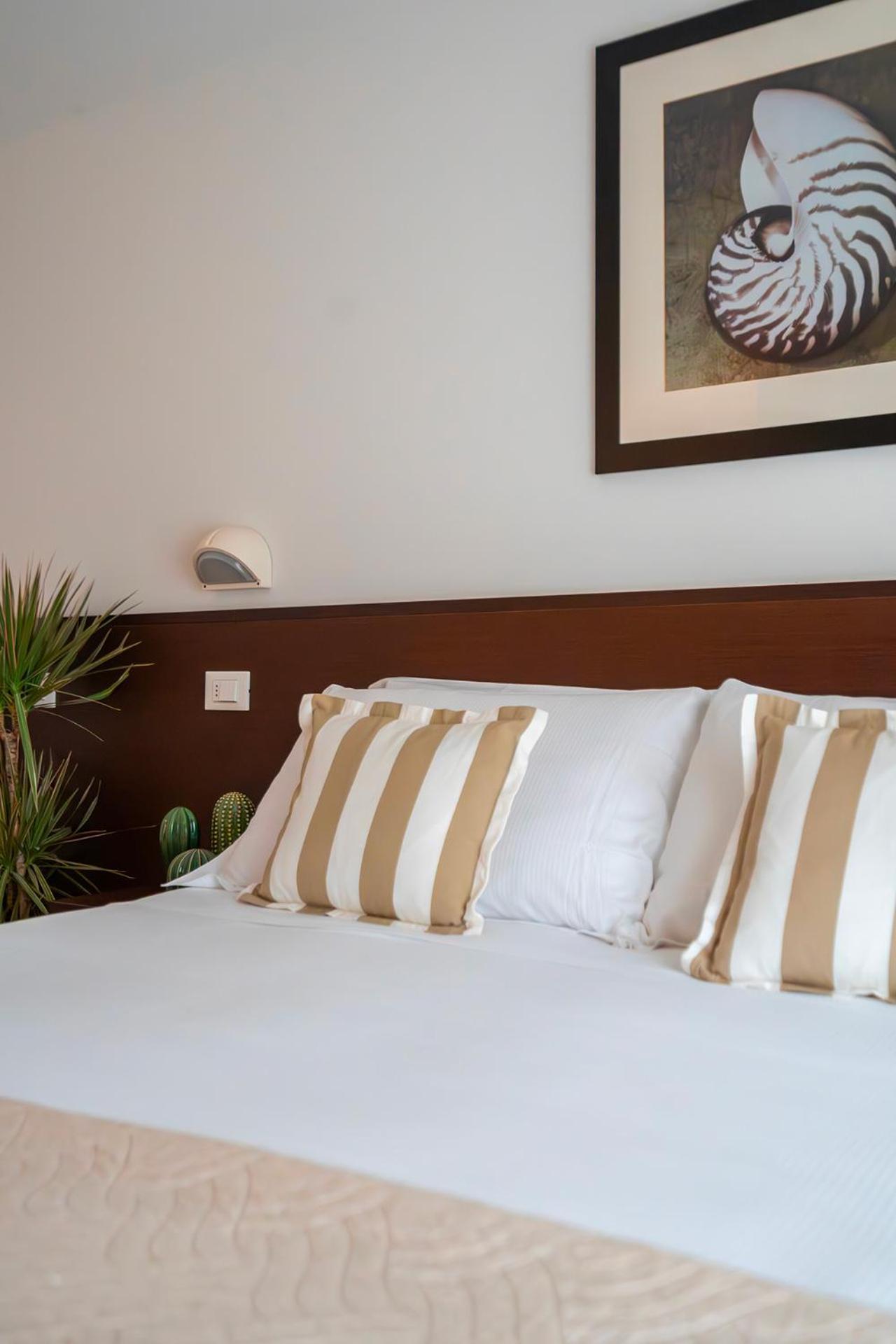 Hotel Carmen リッチョーネ エクステリア 写真