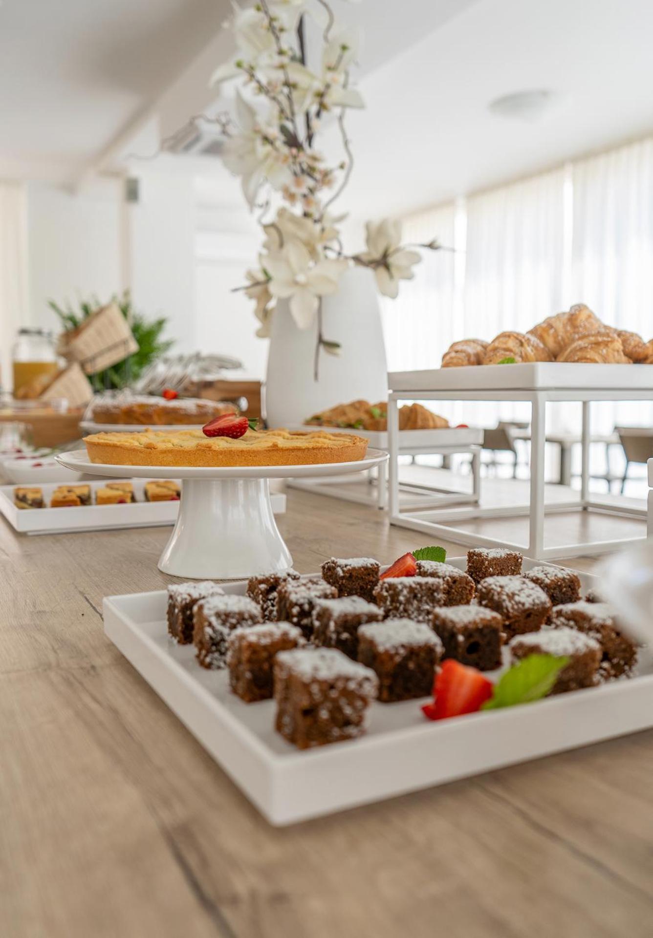 Hotel Carmen リッチョーネ エクステリア 写真